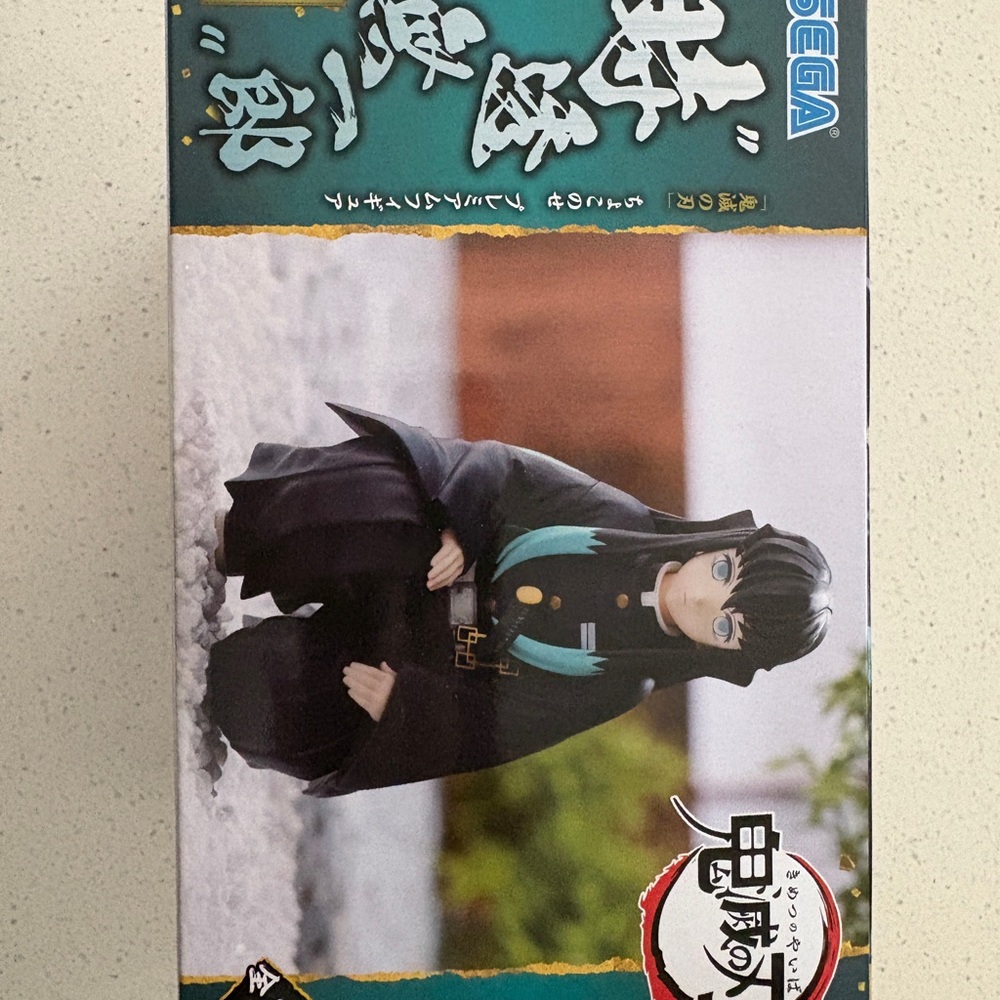 • Demon slayer “Muichiro” Anime Figure •